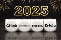 Ein Frohes Neues Jahr 2025 mit Wünschen für Glück, Gesundheit, Frieden und Erfolg.