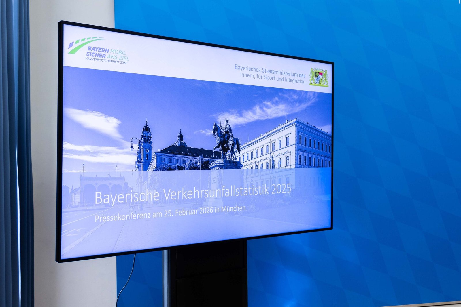 Bayerische verkehrsunfallstatistik 2025: innenminister joachim herrmann präsentiert bilanz 1 verkehrsunfallstatistik 2025 1 scaled Verkehrsunfallstatistik 2025 1 scaled